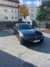 BMW Seria 5 M550i xDrive