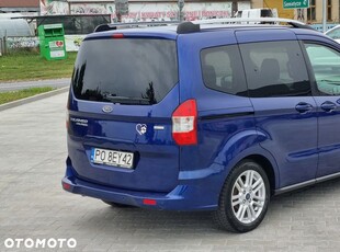 Ford Tourneo Courier 1.0 EcoBoost Titanium