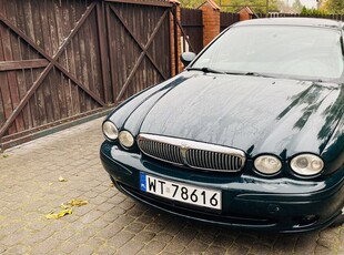 Jaguar X-Type