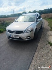 Kia ceed 1.6 crdi automat