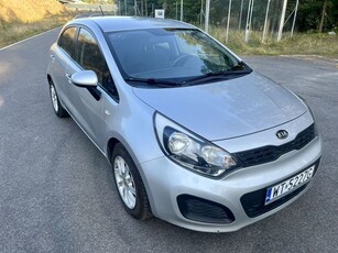 Kia Rio 1.2 L