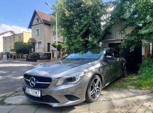 Mercedes-Benz CLA 180