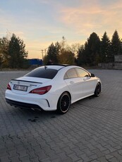 Mercedes-Benz CLA 220 4-Matic