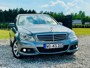 Mercedes-Benz Klasa C 180 CGI BlueEFFICIENCY