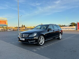 Mercedes-Benz Klasa C 300 CDI BlueEff 4-Matic Avantgarde