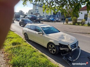 Mercedes E200 kombi 2019