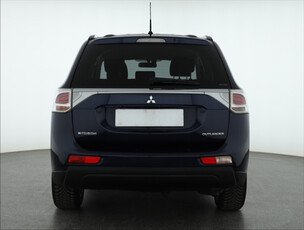 Mitsubishi Outlander 2013 2.2 DI