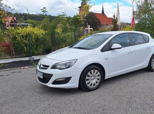 Opel Astra 1.4 Turbo Edition