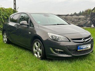 Opel Astra 1.4 Turbo Selection