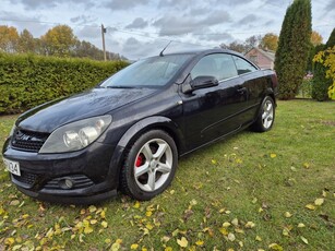 Opel Astra GTC 1.9 CDTI Edition