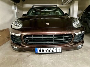 Porsche Cayenne Platinum Edition