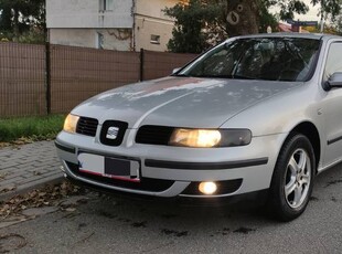 Seat Leon 1,6 Benzyna 2002 Rok ładny alusy fajne auto