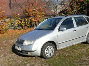 SKODA FABIA 1,4 benzyna 2004r.