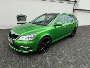 Skoda Octavia Combi 2.0 TDI DPF DSG RS