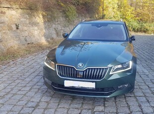 Skoda Superb Combi 2.0 TDI DSG Premium Edition