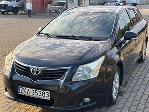 Toyota Avensis 1.8 Luna