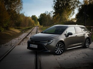 Toyota Corolla 1.8 Hybrid Style