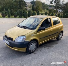 Toyota yaris 1.0 benzyna 1999r