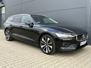 Volvo V60 T4 Momentum Pro