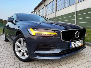 Volvo V90 D3 Momentum Pro