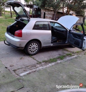 Audi A3 1999r. - Srebrny Skóra Hak - do negocjacji