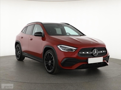 Mercedes-Benz Klasa GLA , 1. Właściciel, Serwis ASO, Automat, Skóra, Navi,