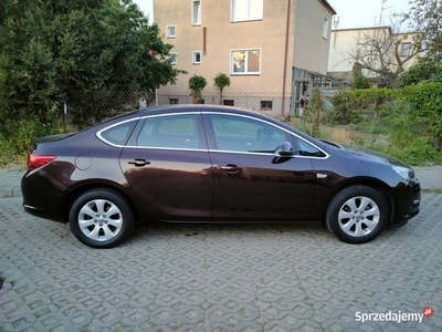 Opel Astra IV 1.4 T Business EU6