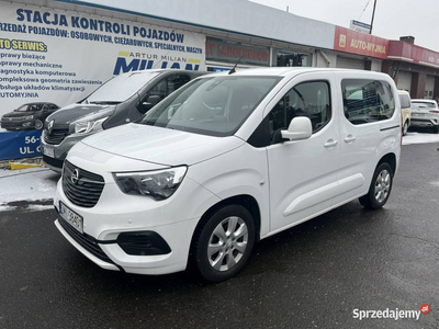 Opel Combo Combo do przewozu niepełnosprawnych Rampa inwali…