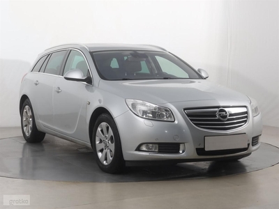 Opel Insignia , Navi, Klimatronic, Tempomat, Parktronic,