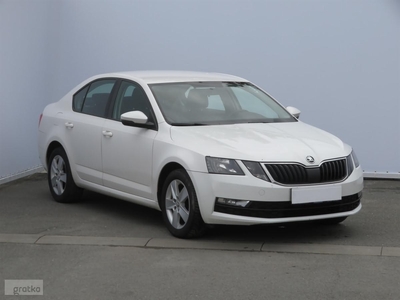 Skoda Octavia III , Serwis ASO, Klima, Tempomat, Podgrzewane siedzienia