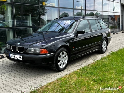 Sprzedam bmw e39 turing z gazem