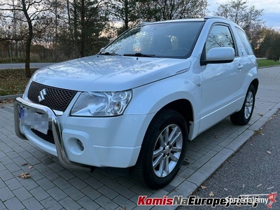 Suzuki Grand Vitara 1.6 Benzyna 4x4 Black&White Bezwypadkowy