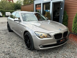 BMW 750