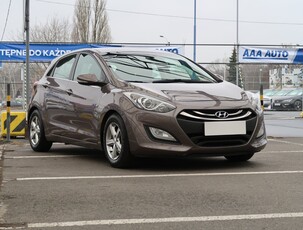 Hyundai i30 II , Klimatronic, Tempomat, Podgrzewane siedzienia,ALU