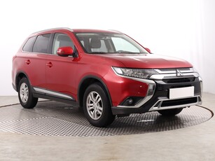 Mitsubishi Outlander III , Serwis ASO, Klimatronic, Tempomat, Podgrzewane siedzienia