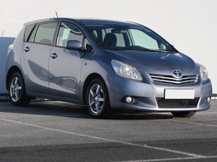 Toyota Verso , Klimatronic, Tempomat, Podgrzewane siedzienia