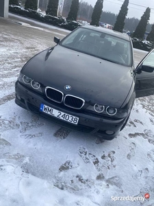 BMW E39 530dA Mpakiet czarna sedan