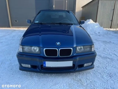 BMW Seria 3 318is