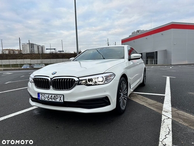 BMW Seria 5 530i xDrive Sport Line sport