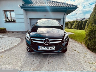 Mercedes-Benz Klasa B W246 B200 CDI MR 136KM Sport Tourer Automat