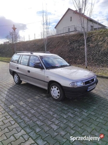 OPEL ASTRA F 1,6 1998 R 133 TYS KM - ZADBANA