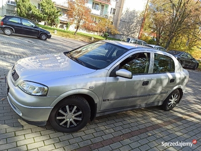 Sprzedam Opel Astra g, r.p.1999, 1.6 benzyną, klima, stan bd