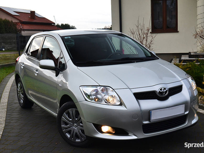 TOYOTA AURIS 1.6 VVT-I BENZYNA KLIMATRON SUPER STAN