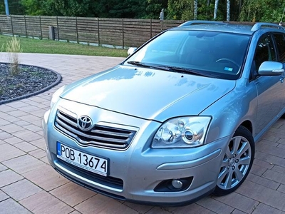 Toyota Avensis 2,2 D-CAT 178 KM