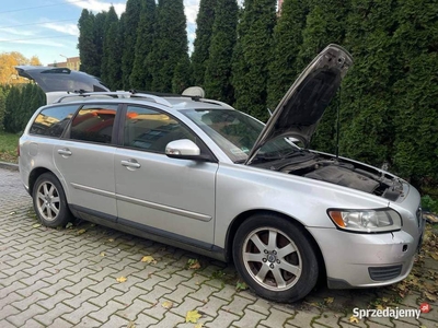 Volvo v50 uszkodzony