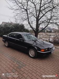 Zadbane Bmw E38 728i