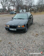 BMW E36 sedan 1 8 tds