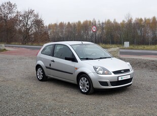 Ford Fiesta VI REZERWACJA 1.3 70KM LIFT Klima Grzana przednia szyba