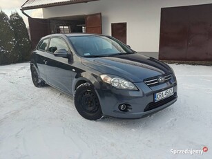 Kia Ceed 1.6 LPG Climatronic, 2 kpl. kół.