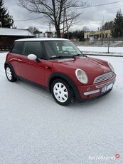 Mini Cooper 1.6 benzyna 116 km piękny biało czerwony z czarna podsufitka